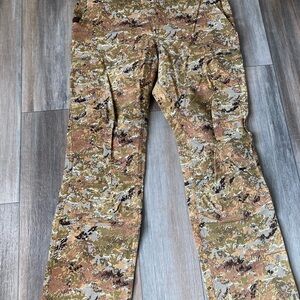 M's Tracker Pants
Midland